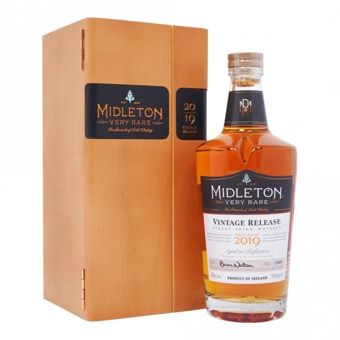 Midleton Very Rare Irish Whiskey Vintage Release 2019 with box