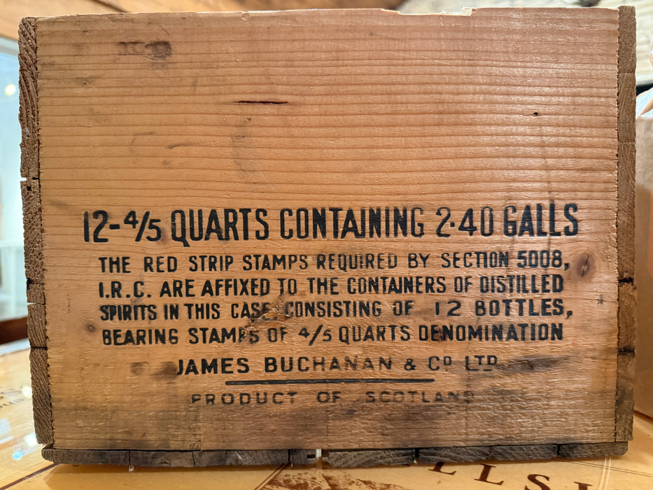 Black and White Blended Scotch Whisky 1950s 4/5 Quart 757ml