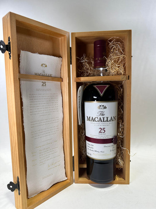 Macallan Sherry Oak 25 Year Old Single Malt Scotch Whisky Pre-2018