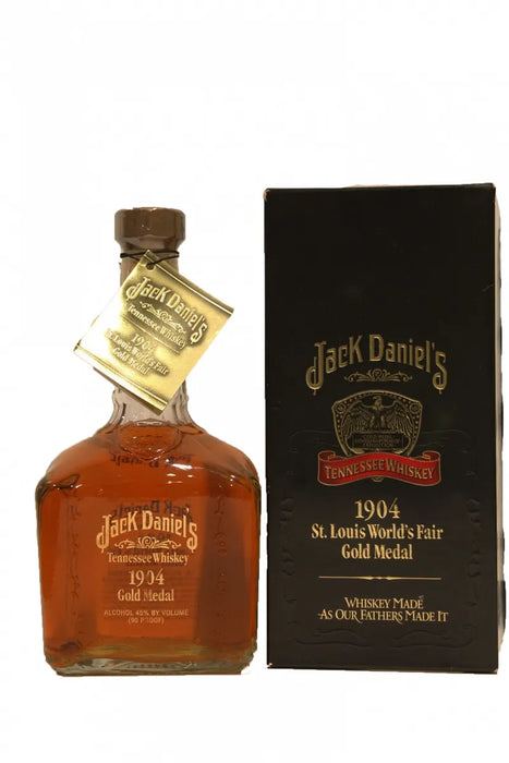 Jack Daniel's Gold Medal Series 1904 St. Louis World's Fair with box & Neck Tag