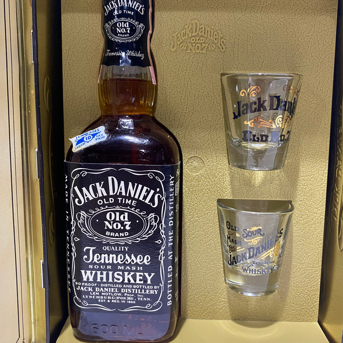 1983 Jack Daniel's Old No. 7 Tin Set With Shot Glasses Sour Mash Tennessee Whiskey 500ml